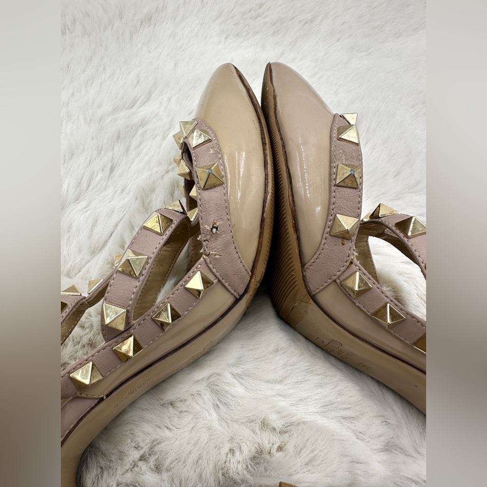Valentino Rockstud T-‎ Strap Pointed Toe Pump tan heels 36 US 6 - Picture 15 of 16